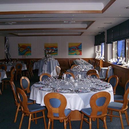 Hotel - Reweschnier Kusel Bagian luar foto